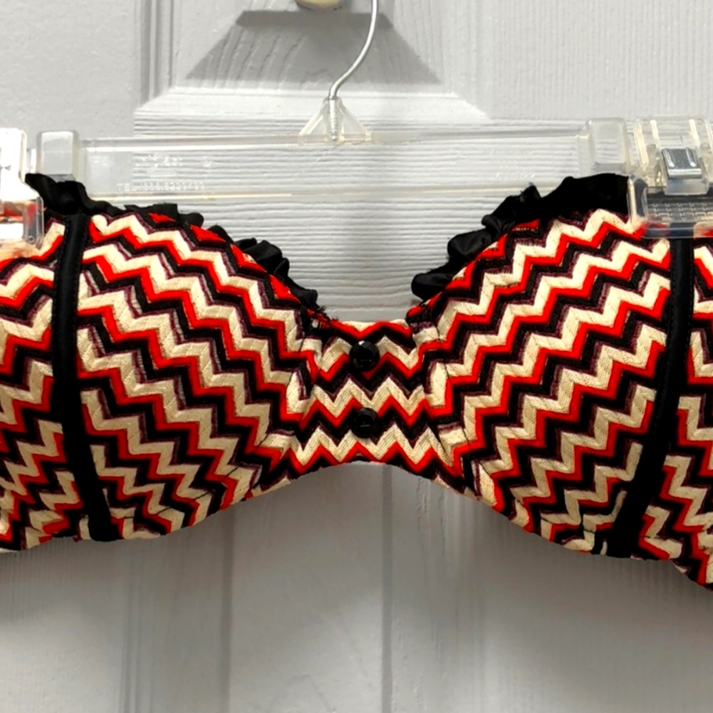 Beach bunny swim top